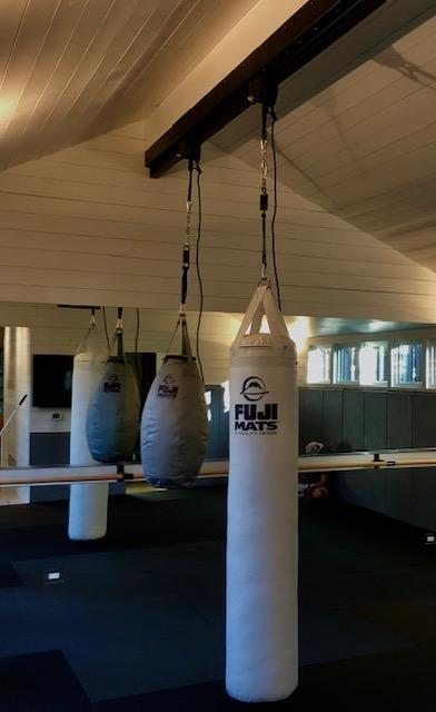 Punching bag hanging kit 2025